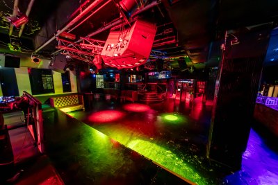 Mainroom3