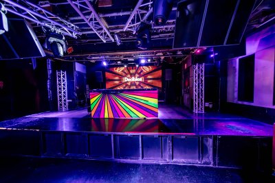 Mainroom8